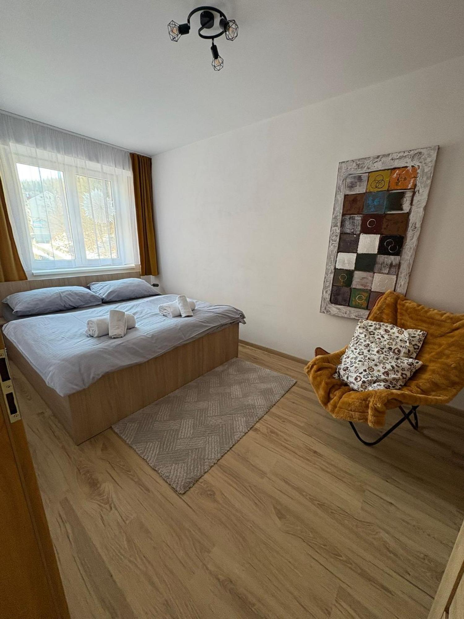 Apartman 4 - Rezidence K Lanovce Яхимов Екстериор снимка